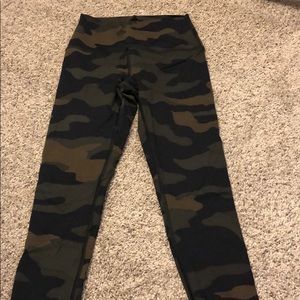 Ultimate Army print Pink Victoria’s Secret Legging